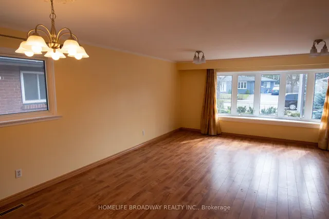 Additional image 10 of 126 Hazelglen Dr