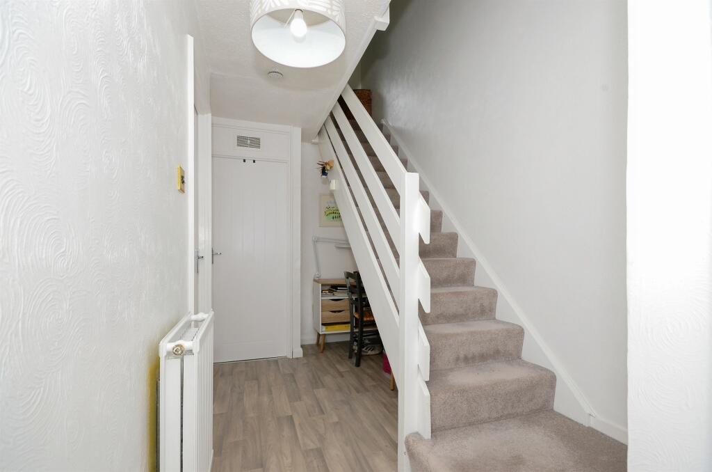 Additional image 8 of Sherwoods Rise, Harpenden