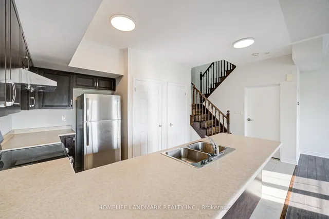 Additional image 6 of 9 Eaton Park Lane Unit 8