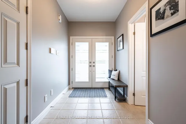 Additional image 5 of 7 Volterra Crt