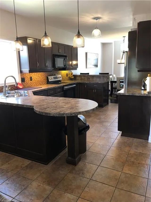 Additional image 7 of 91 Candlewood Dr