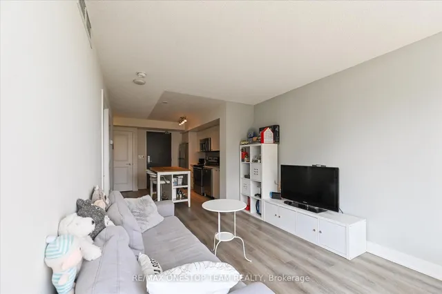 Additional image 9 of 88 Sheppard Ave Unit 811