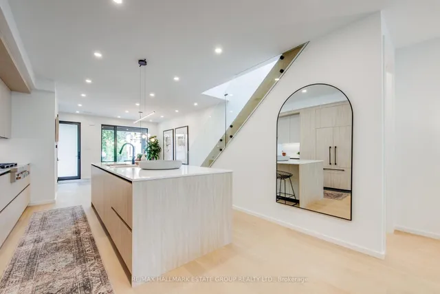 Additional image 11 of 47 Laing St