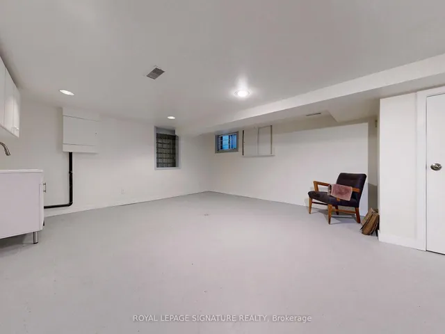 房产图片 33 - 130 Manning Ave