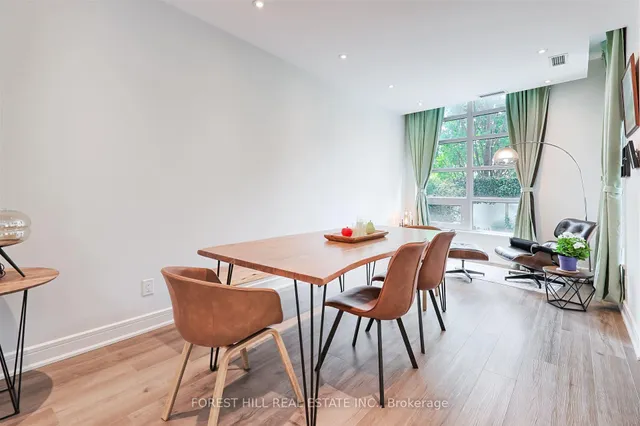 Additional image 25 of 35 Brian Peck Cres Unit TH 120