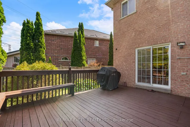 Additional image 36 of 29 Candlebrook Cres