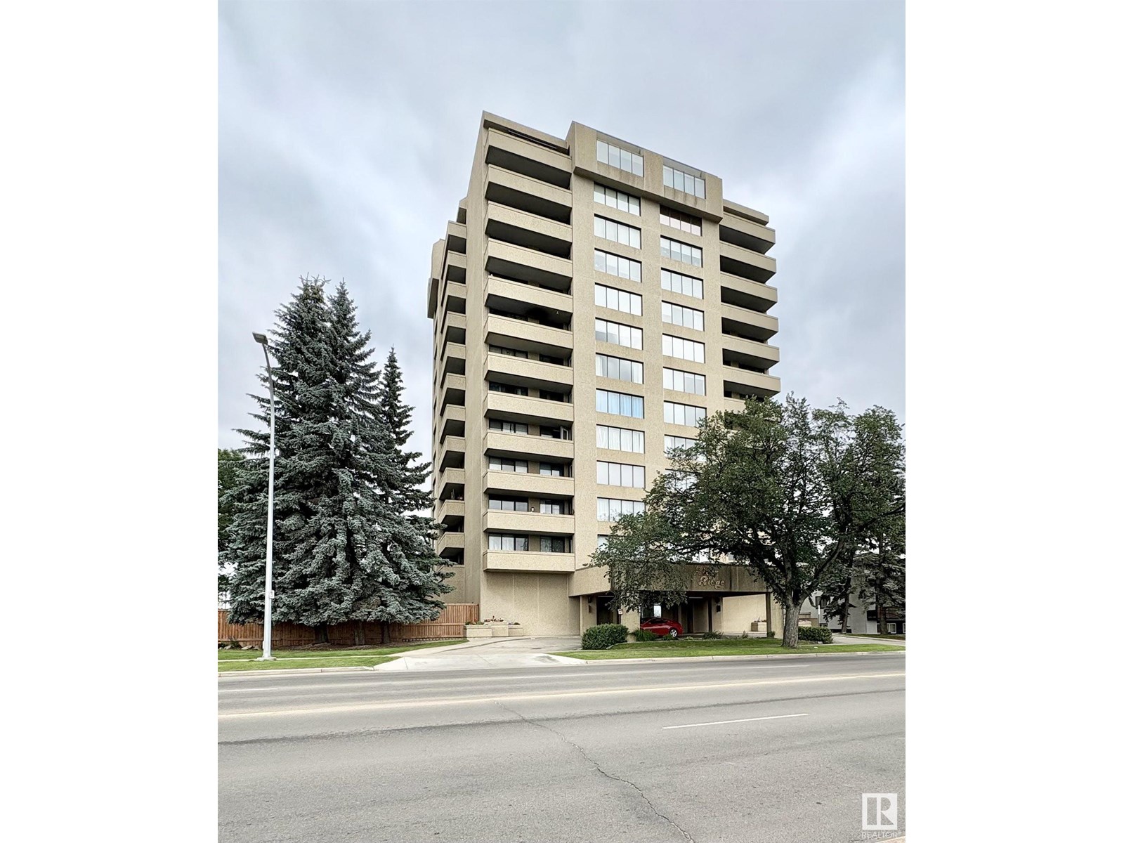 #1005 8340 Jasper AV NW NW|Edmonton, Alberta T5H4C6