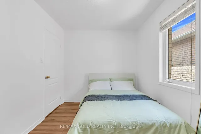 Additional image 36 of 144 Crystalview Cres