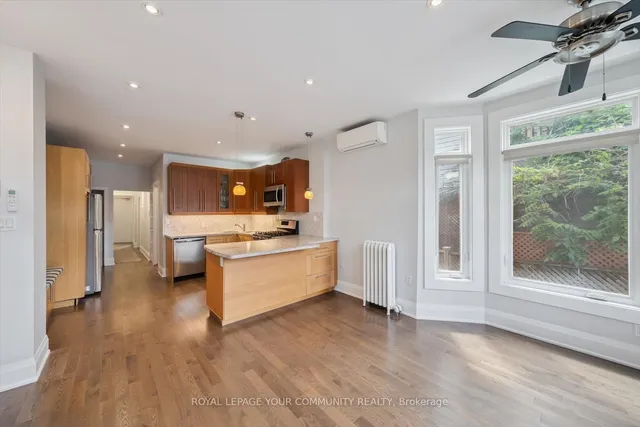 Additional image 32 of 218 Beatrice St