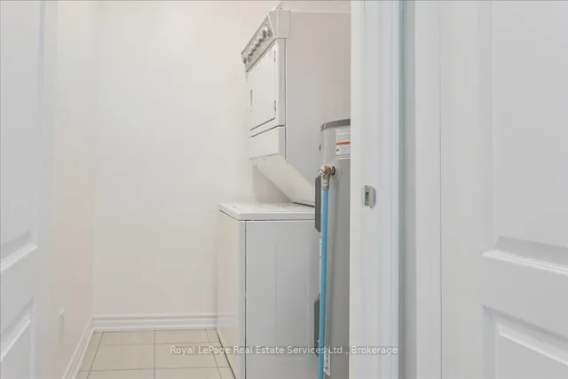 房产图片 14 - 1370 Costigan Rd 单元 301