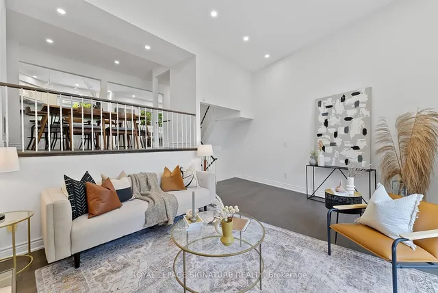 Additional image 7 of 70 Jenny Wrenway