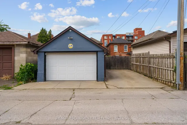 Additional image 28 of 22 Aikman Ave