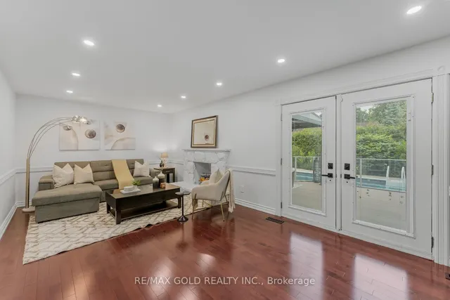 Additional image 18 of 17 Madrid Cres