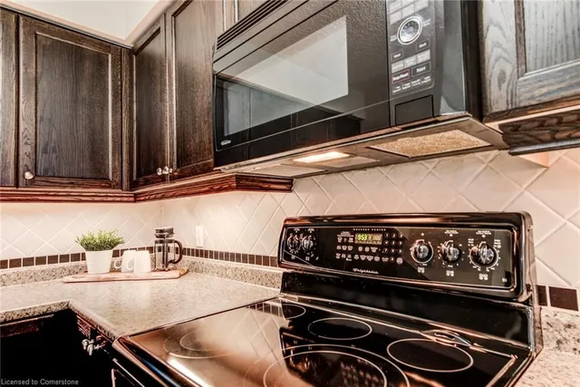 Additional image 11 of 54 Huck Cres