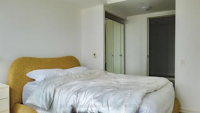 Additional image 16 of 60 Colborne St Unit 1502