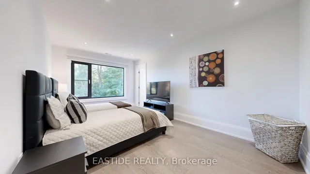 Additional image 37 of 1 Ennismore Pl