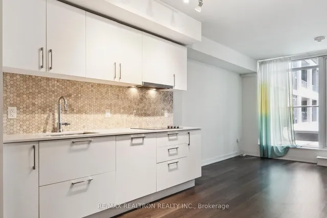 Additional image 21 of 576 Front St Unit 318E