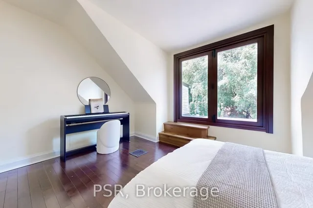 Additional image 30 of 102 Glendale Ave