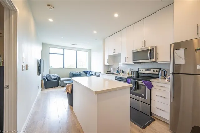 Additional image 9 of 690 King St Unit 602