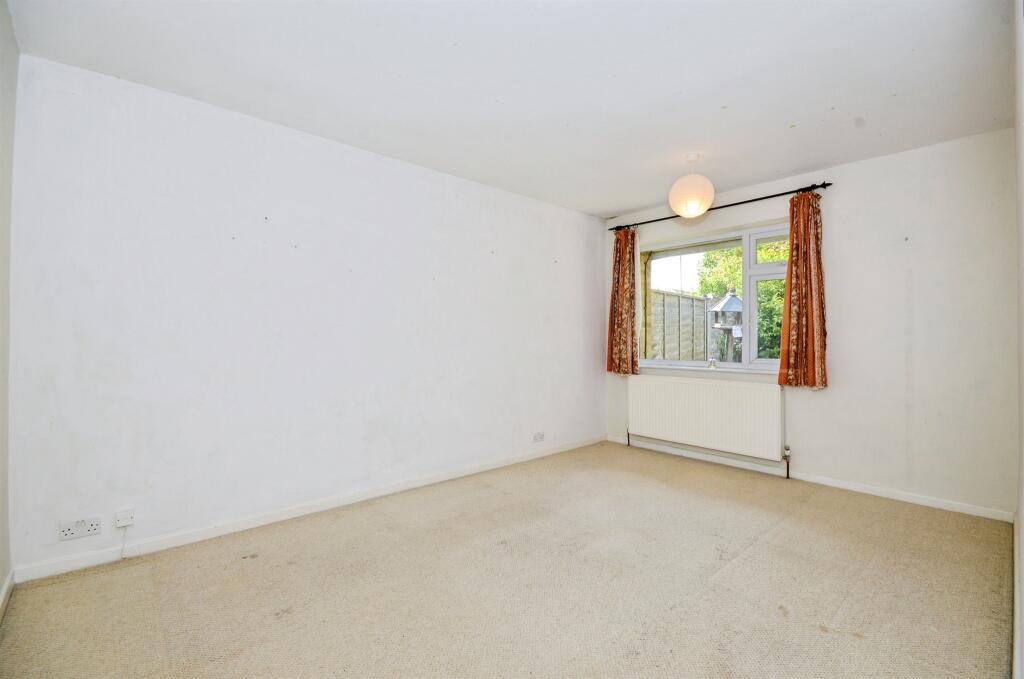 Additional image 8 of Grove Road, Harpenden