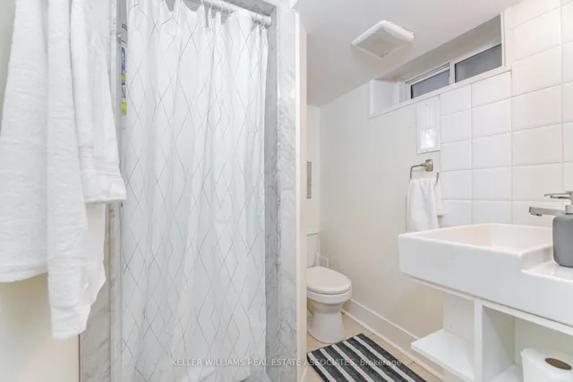 Additional image 29 of 561 Oakwood Ave