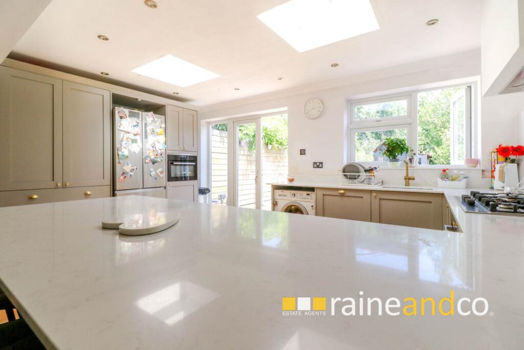 Additional image 8 of Broad Acres, Hatfield