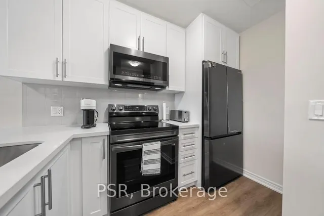 Additional image 18 of 2750 King St Unit 215