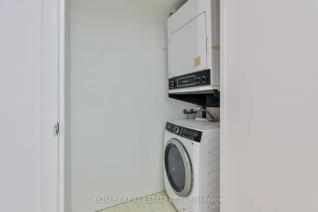 Additional image 8 of 1001 Bay St Unit 2108