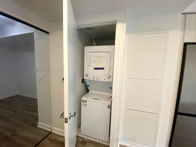 Additional image 17 of 1 Jarvis St Unit 1415