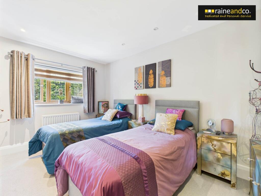 Additional image 28 of Home Farm Road, Brookmans Park