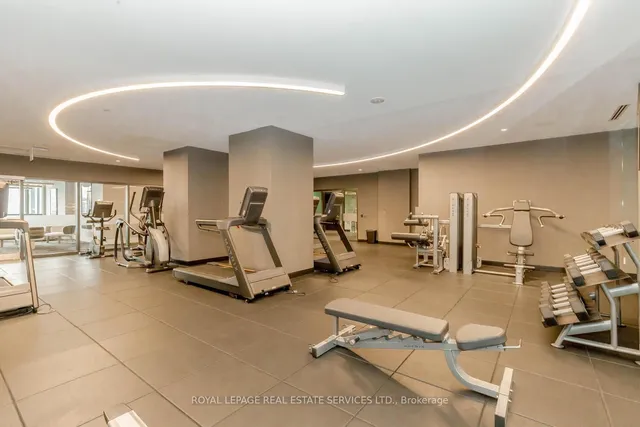 Additional image 36 of 286 Main St Unit 2604