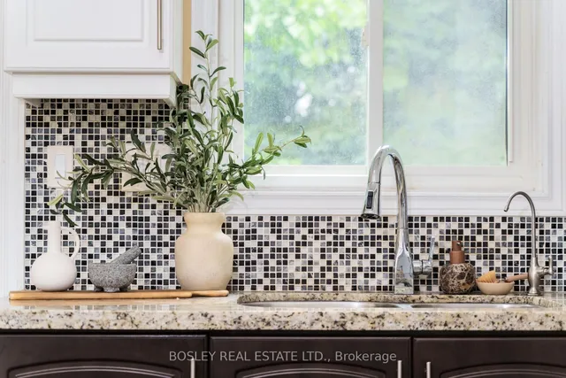 Additional image 15 of 23 Ivy Ave