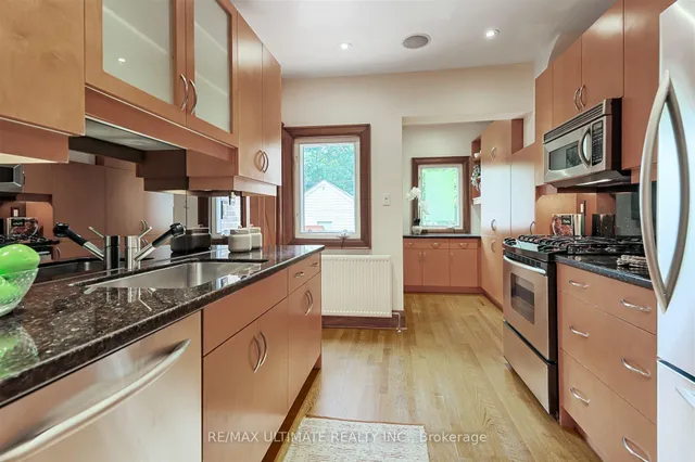 Additional image 11 of 20 Woburn Ave