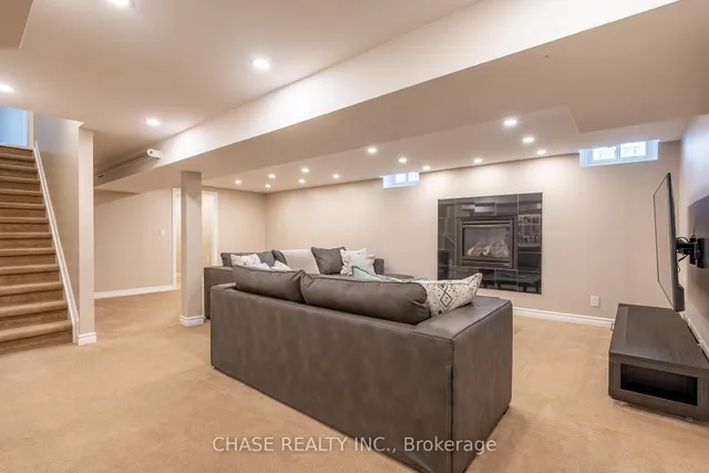 Additional image 36 of 63 Holkham Ave