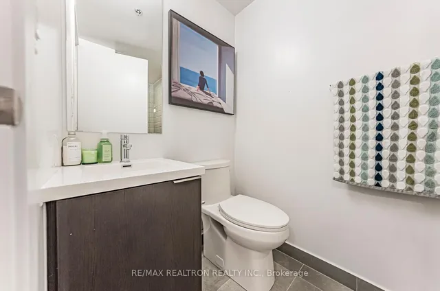 Additional image 7 of 203 College St Unit 2105