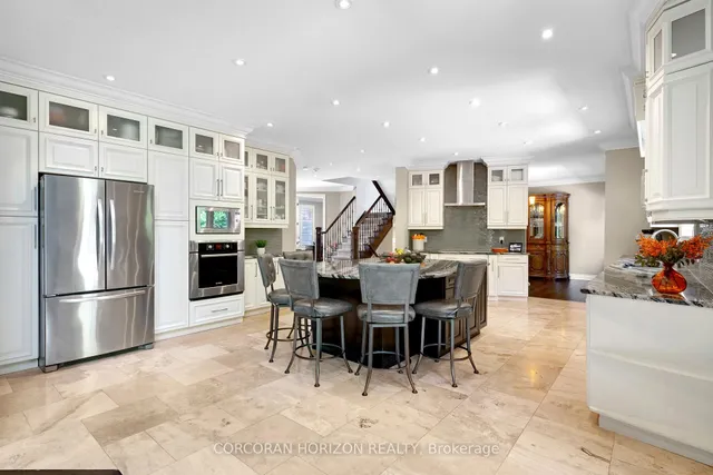 Additional image 15 of 258 Edgewater Cres Unit 8