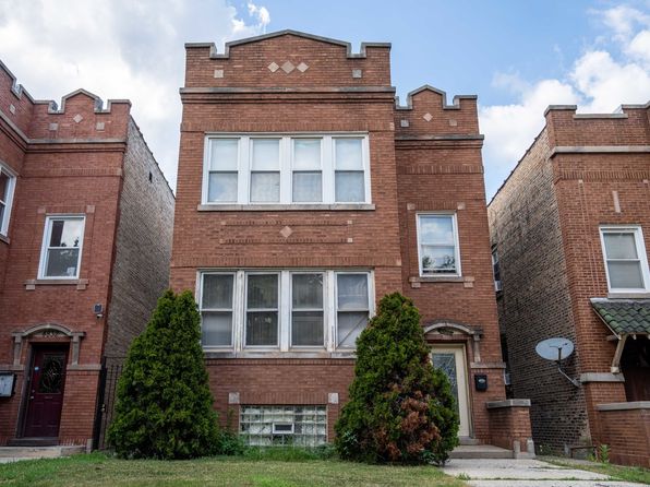 4830 W Oakdale Ave, Chicago, IL 60641