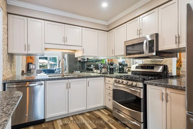 Additional image 16 of 1231 Blanshard Dr