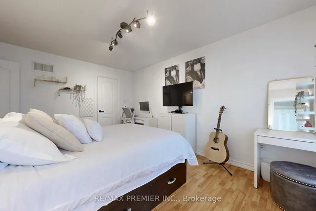 Additional image 35 of 42 Sparta Dr