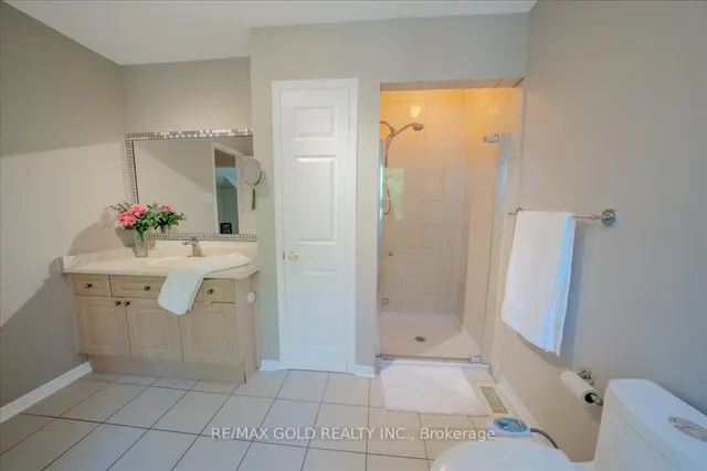 Additional image 26 of 21 Townley Cres