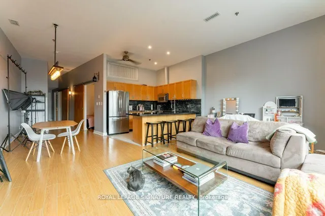 Additional image 8 of 700 King St Unit 801