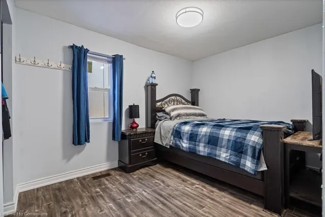 Additional image 10 of 30 Robins Ave