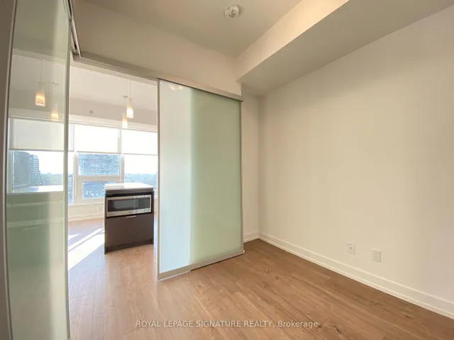 Additional image 6 of 203 College St Unit 903