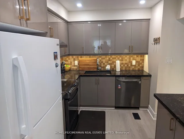 Additional image 12 of 46 Foster Cres Unit 46