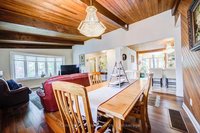 Additional image 14 of 9 Thane Crt