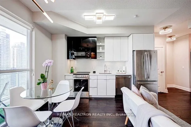 Additional image 27 of 33 Shore Breeze Dr Unit 2501