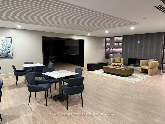 Additional image 29 of 10 MALLARD Tr Unit 335