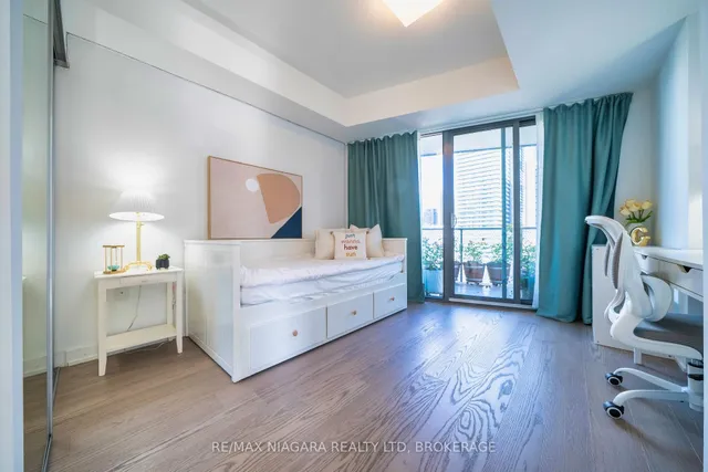 Additional image 28 of 11 Wellesley St Unit 1105