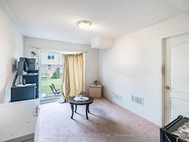 Additional image 30 of 5980 Whitehorn Ave Unit 117