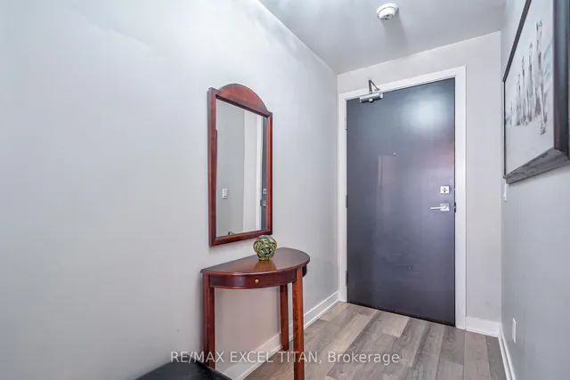 Additional image 9 of 5220 Dundas St Unit D413